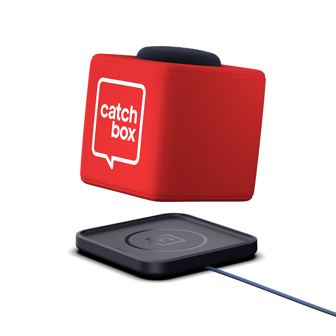 Catchbox Plus - System - 4 Channel - 1 x Cube (Wurfmikro) - 3 x Stick (Handmikro) - 1 x drahtlose Ladestation Cube - 1x drahtlose Dual-Ladestation Stick - 1 x drahtlose Ladestation Stick - Customized - Version 2024