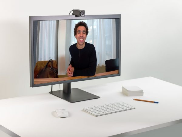 Huddly GO Kamera - Travel-Kit - Konferenzkamera mit Weitwinkelobjektiv - inkl. 0,6 Meter USB-Kabel - kleine Räume - Grau
